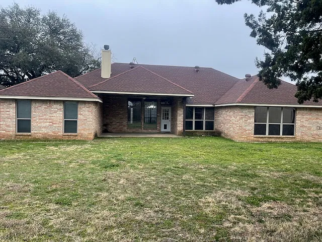 1708 Rockview Dr — Photo 23