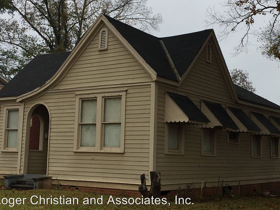 2nd image of 2929 Elm St