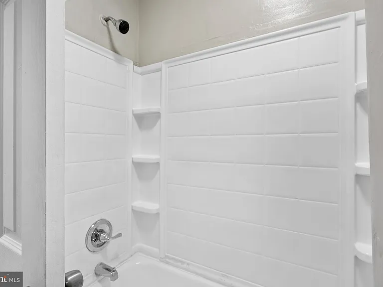 2352 N Colorado St — Photo 8