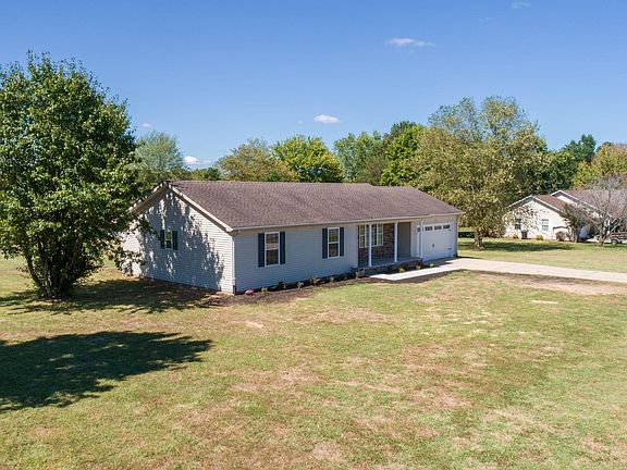 3rd image of 21 Wells Purdom Dr