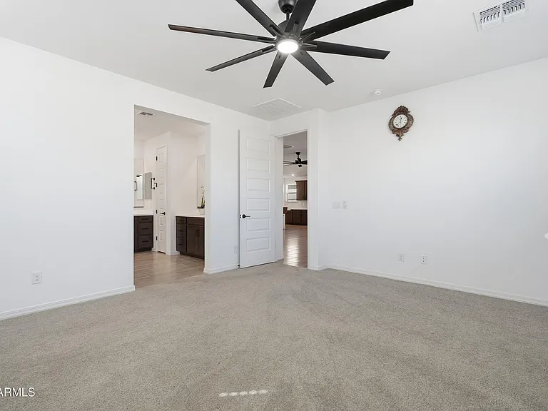 4650 W Gilbert Ct — Photo 17