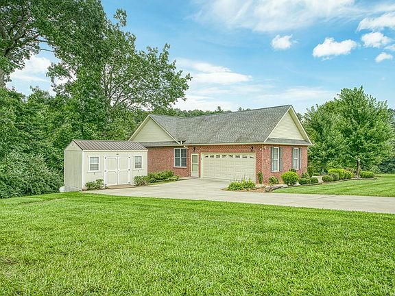 4th image of 229 Daddys Creek Trl