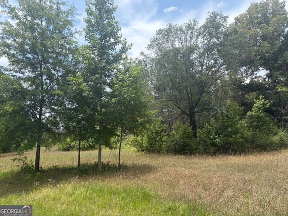 3rd image of 8 Sunhill Grange Rd