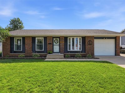 213 Hanover Rd SW, Cedar Rapids, IA, 52404