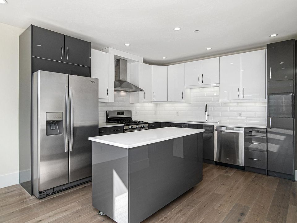 1st image of 457 Hayes St