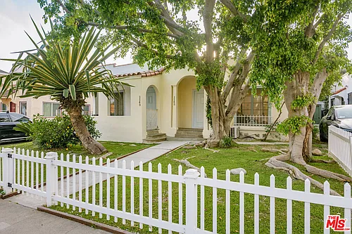 1145 Poinsettia Pl Photo 1