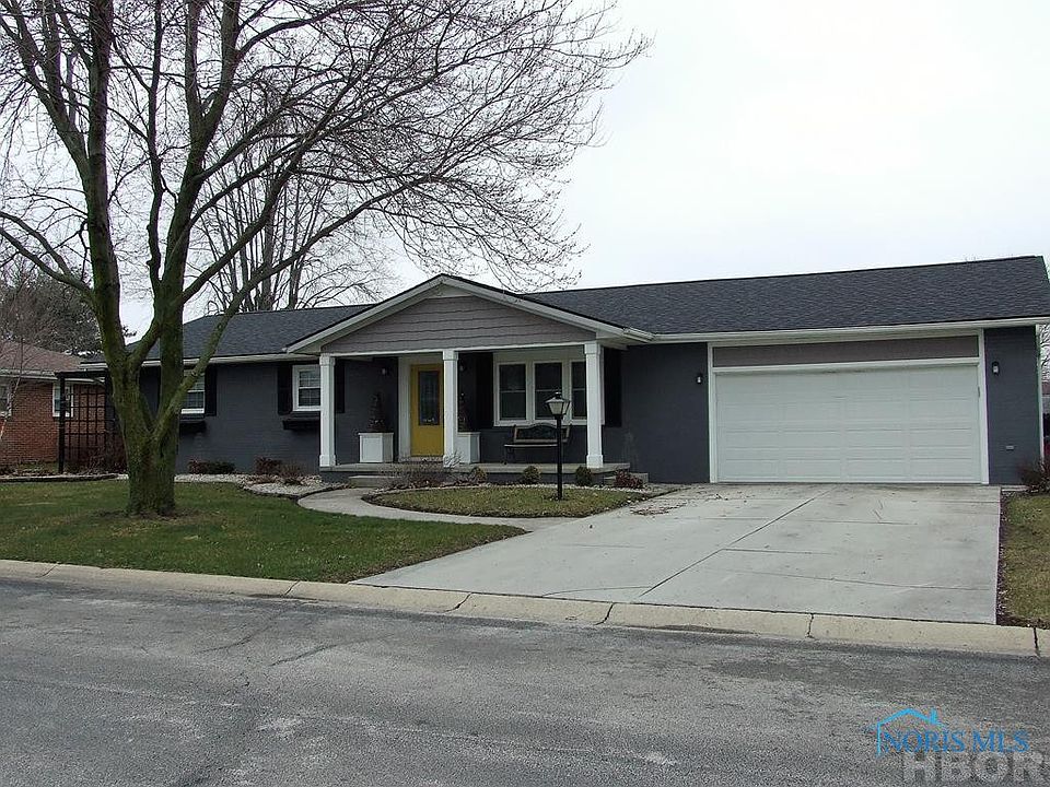 1st image of 725 Angela Dr