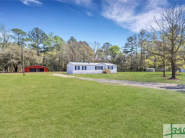 1762 Ash Branch Church Rd Road, Pembroke, GA 31321