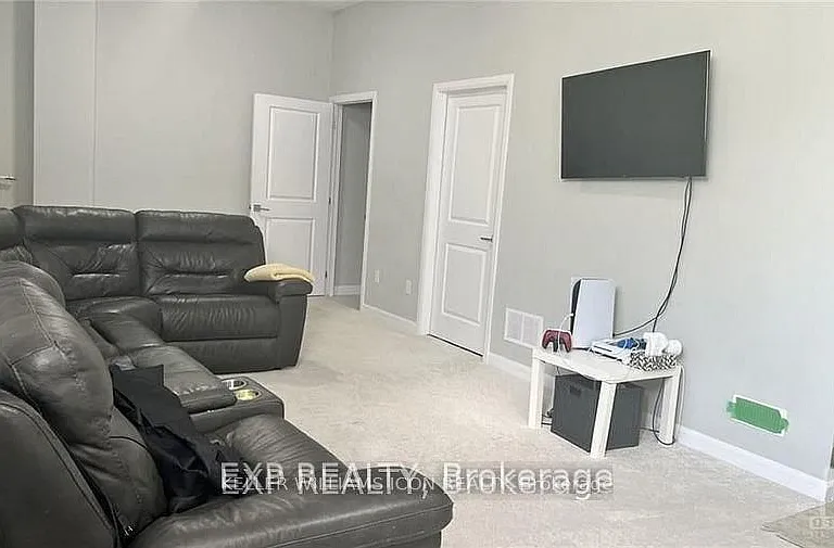 43 Sweet Pea Way — Photo 25