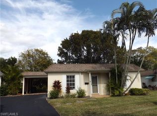 5 Knights Bridge Rd, Naples, FL 34112