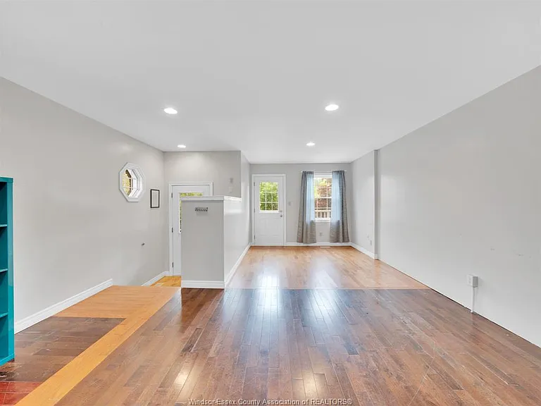 2929 Donnelly St — Photo 5