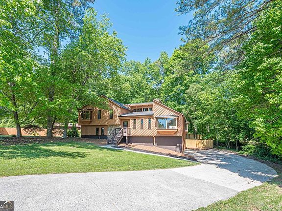 3rd image of 3723 Townsend Way