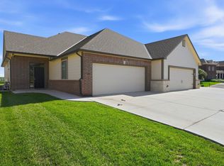 818 N McCloud Cir Unit 109, Andover, KS 67002