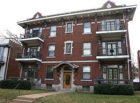 4th image of 6036 Washington Blvd