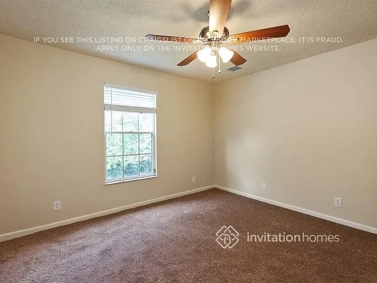 3855 Sanctuary Dr — Photo 14