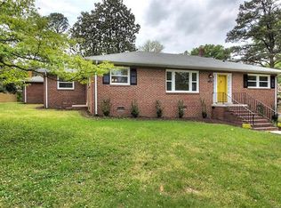 5733 Woodburn Rd, Richmond, VA 23225