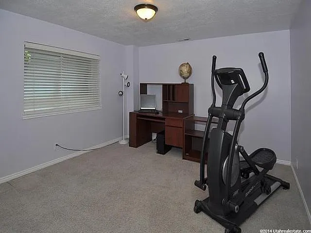 425 E Crown Pointe Dr — Photo 22