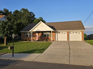 567 Colony Cir, Fort Oglethorpe, GA 30742