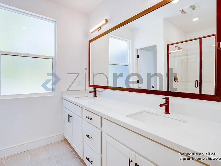 2203 Versaro Dr — Photo 15