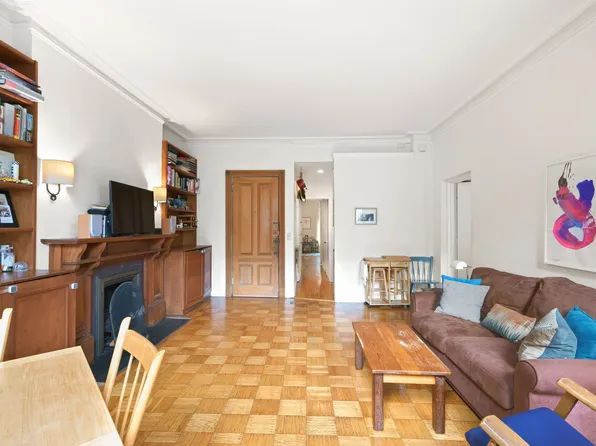 142 East 37th Street image 3 of 6