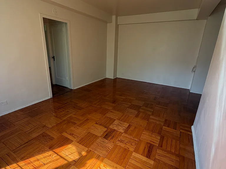 1505 Archer Rd #5C — Photo 2