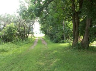 000 Nelsons Rd, Mora, MN 55051