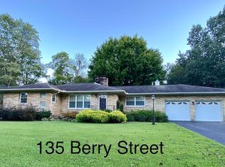135 Berry St, Camden, TN 38320