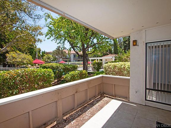 5th image of 12515 Oaks North Dr Unit 127