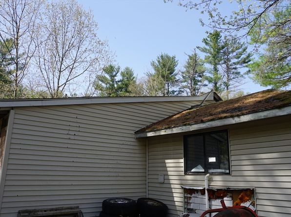 24 Harnden Rd, Billerica, MA 01821