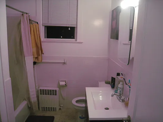 Rented by Alexiou Realty | media 14