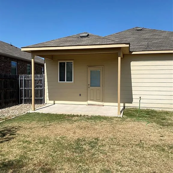 352 Martha Dr — Photo 15