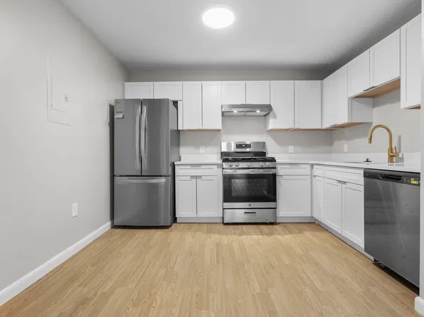 22 Kenmar Dr Unit 194, Billerica, MA 01821