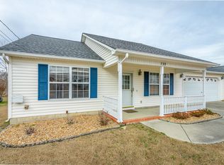 739 Colony Cir, Fort Oglethorpe, GA 30742