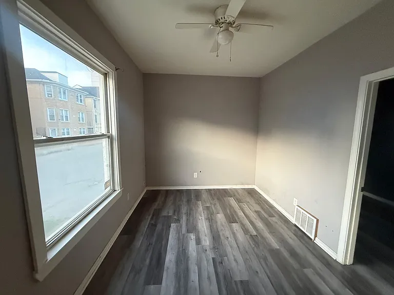 7743 Pitt St #LOWER — Photo 3