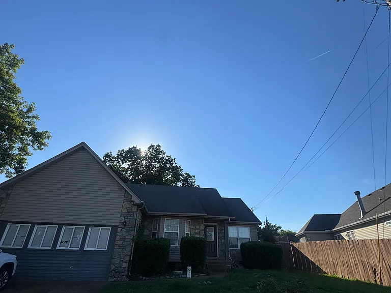 1805 Lakewood Village Dr — Photo 1