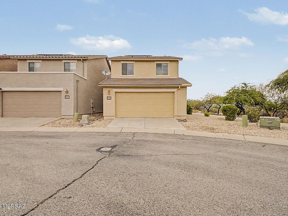 1st image of 10675 E Singing Canyon Dr