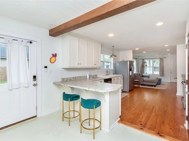 958 Pinemont Dr — Photo 10