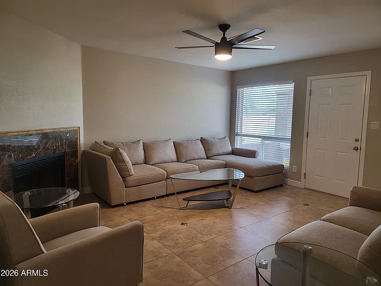 20420 N 6th Dr #5 — Photo 5