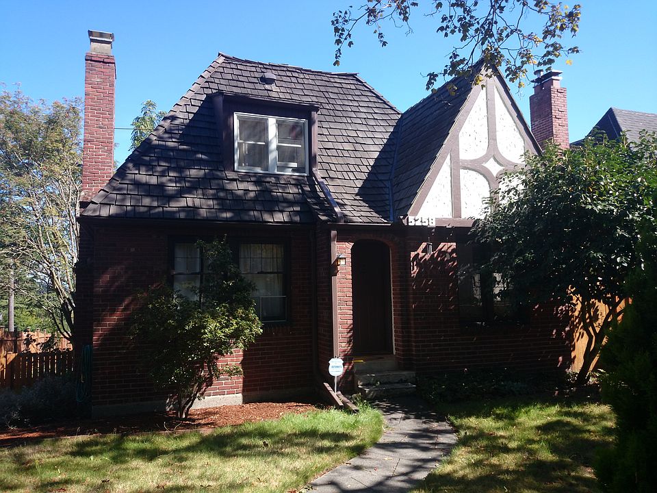 2nd image of 5258 36th Ave NE