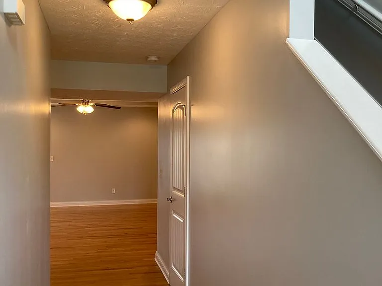 141 Twin Lakes Dr — Photo 49
