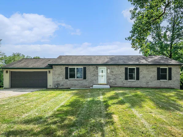 589 S Circle Dr W, Warsaw, IN 46580