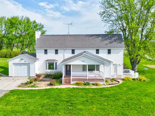 1851 275th St, Williamsburg, IA 52361