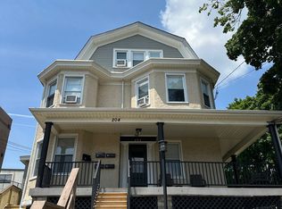 204 Summit Ave APT 4, Willow Grove, PA 19090