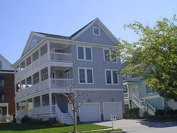 310 Pinewell Dr, Norfolk, VA 23503