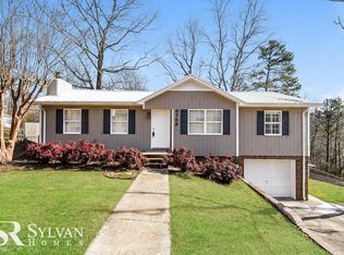 6759 Ridgewood Dr, Pinson, AL 35126