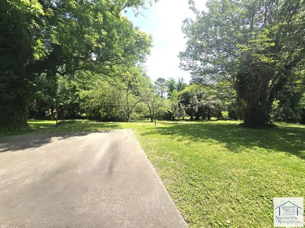217 Rives Rd, Martinsville, VA 24112