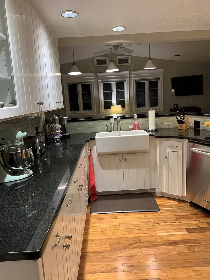 4 bed, 3.0 bath, 2900 sqft, $4,500 — Photo 3