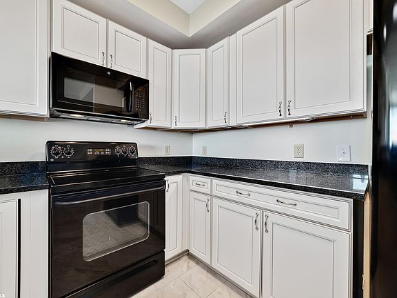 3rd image of 453 Dune Dr APT 302