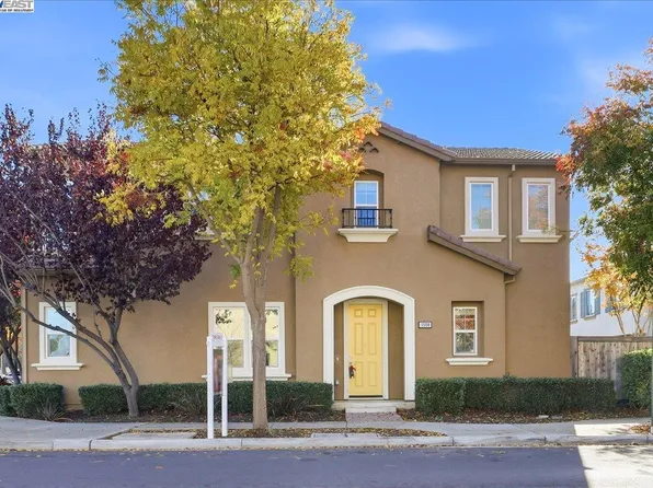 1504 Middle Ln, Hayward, CA 94545