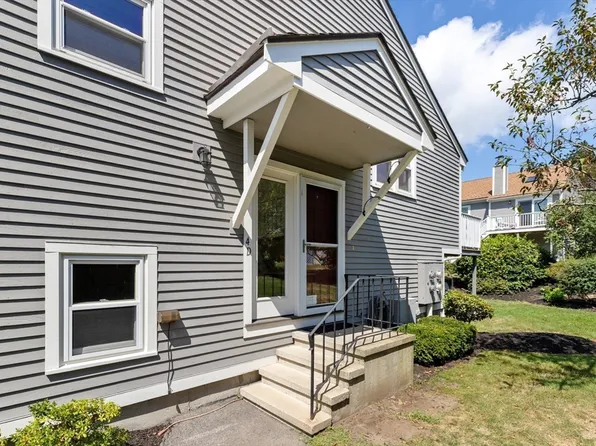 4 Fletcher Way #31D, Salem, MA 01970